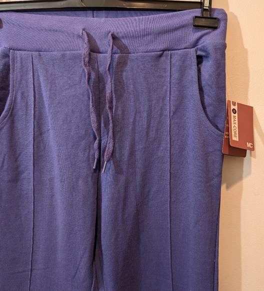 NWT. MEN'S JOGGERS. BLUE IRIS (LILAC). Size large by MAX CORE - Picture 3 of 9